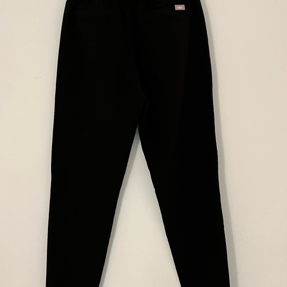 Figs Technical Collection - Picture 3 of 3